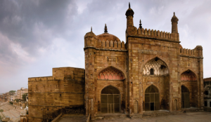 Alamgir Mosque (Beni Madhav ka Darera)