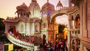 How Does Religious Tourism Boost the Wealth of Indian Temples