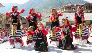 How Do Festivals and Ceremonies Influence Traditional Dress in Himachal Pradesh