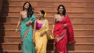 How Does Regional Diversity Influence Maharashtra’s Traditional Dresses