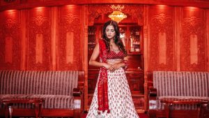 What Role Does Craftsmanship Play in Ladakhi Traditional Clothing