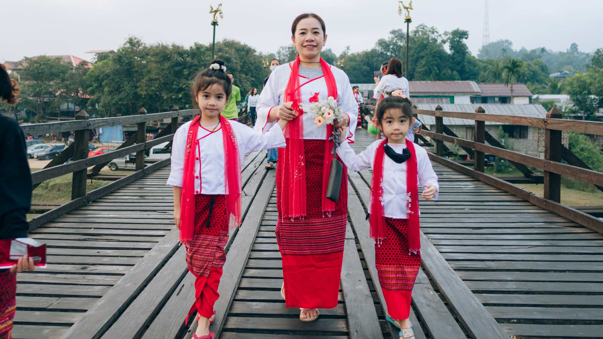 Traditional Dress of Himachal Pradesh | Top 10 Dresses for Men & Women