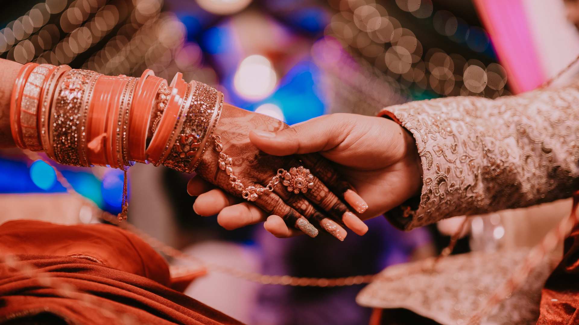 Top 10 Traditional Dresses of India | Iconic Cultural Attire from Every Region