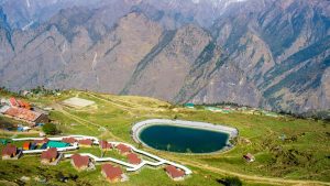 Where is Auli Hill Station located