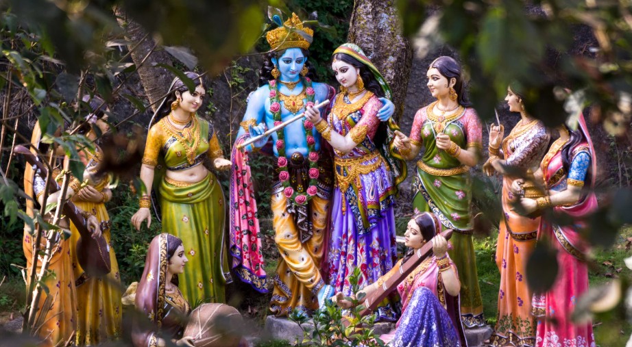 Bankey Bihari Temple Timing & Aarti Schedule 2025