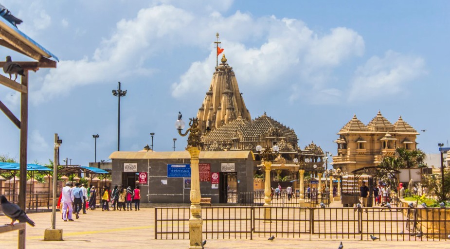 How to Reach Somnath from Mumbai by Train, Bus & Air?